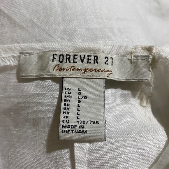 New white linen lace up back jumpsuit with pockets - Picture 5 of 5